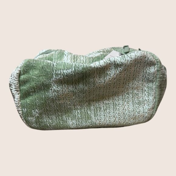 💚 ANTHROPOLOGIE VANITY COSMETIC CASE MINT GREEN VELVET NWT - Picture 7 of 8
